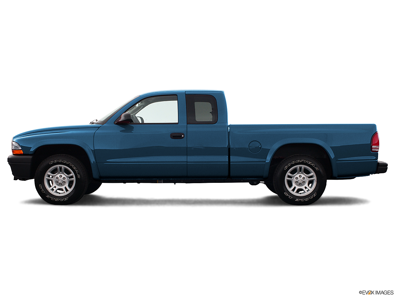 Image of 2004 Dodge Dakota 2dr Standard Cab SXT RWD SB