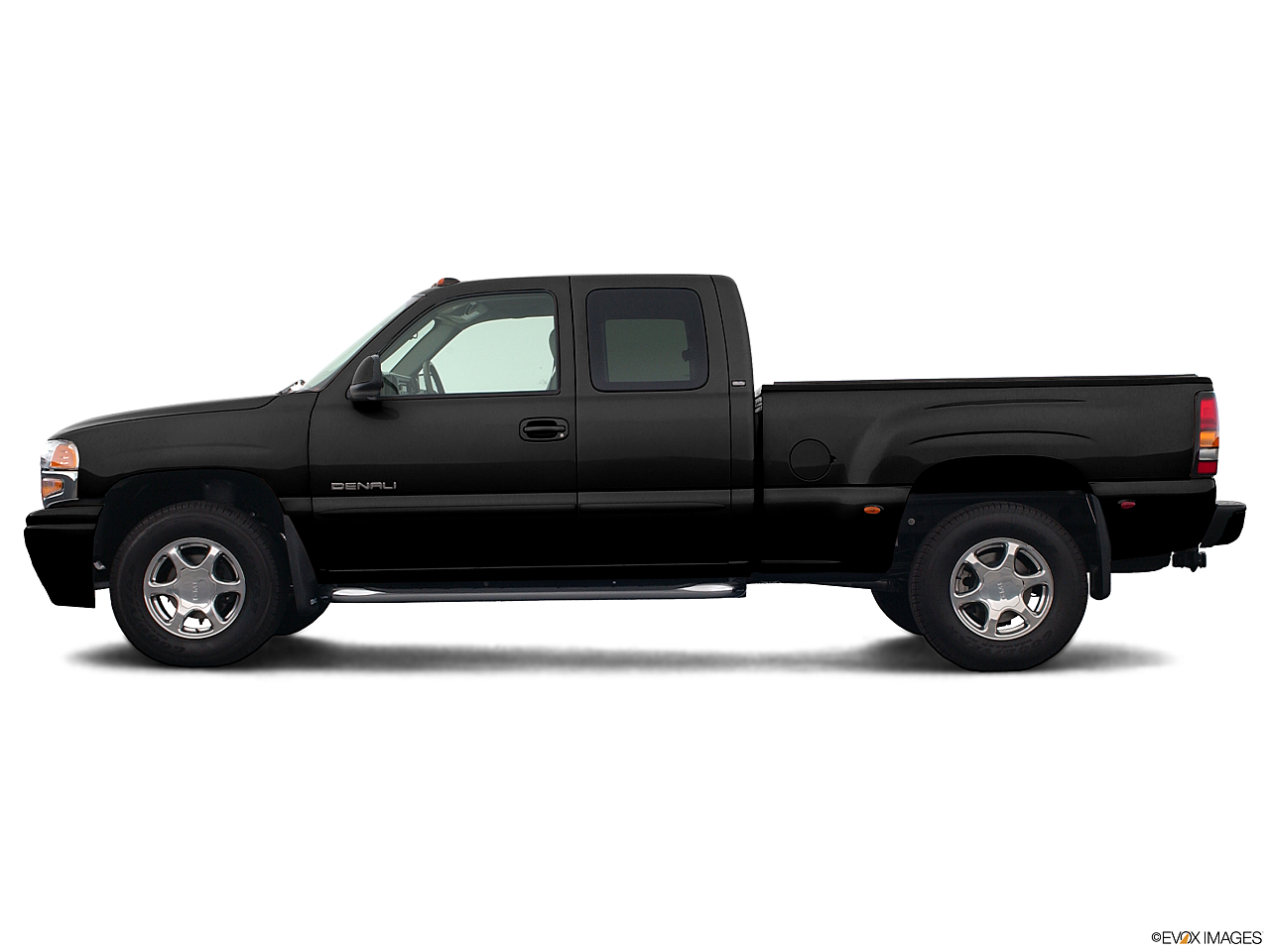 Image of 2004 GMC Sierra 1500 AWD 4dr Extended Cab Denali SB