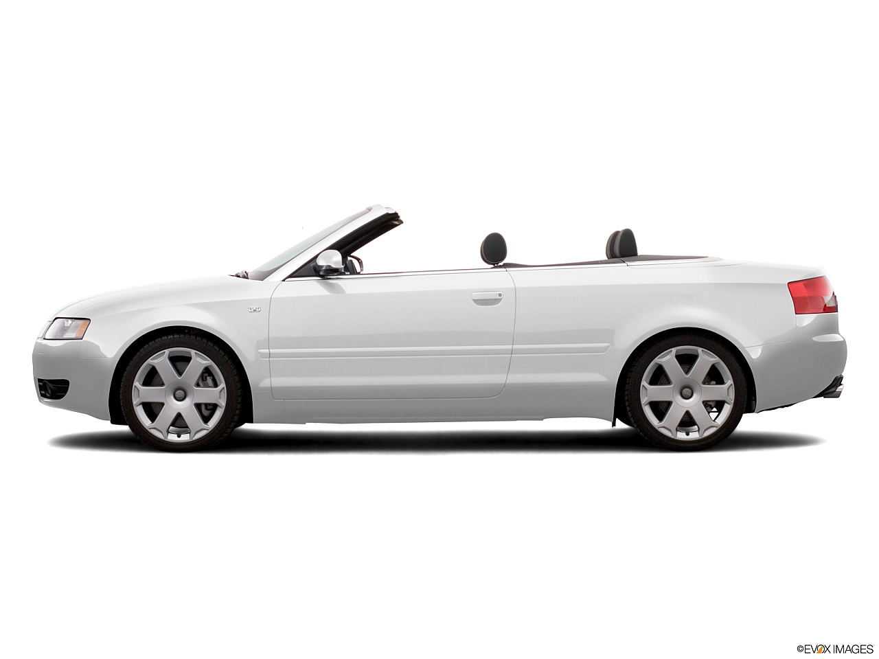 Image of 2005 Audi S4 AWD quattro 2dr Cabriolet