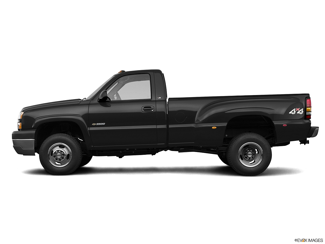 Image of 2005 Chevrolet Silverado 3500 2dr Regular Cab 4WD LB DRW