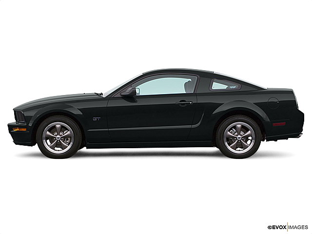 Image of 2005 Ford Mustang Deluxe 2dr Fastback
