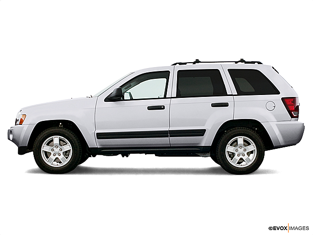 Image of 2005 Jeep Grand Cherokee 4dr Laredo 4WD SUV