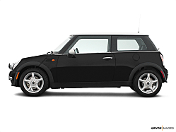 Thumbnail image of 2005 MINI Cooper at LG Auto Group
