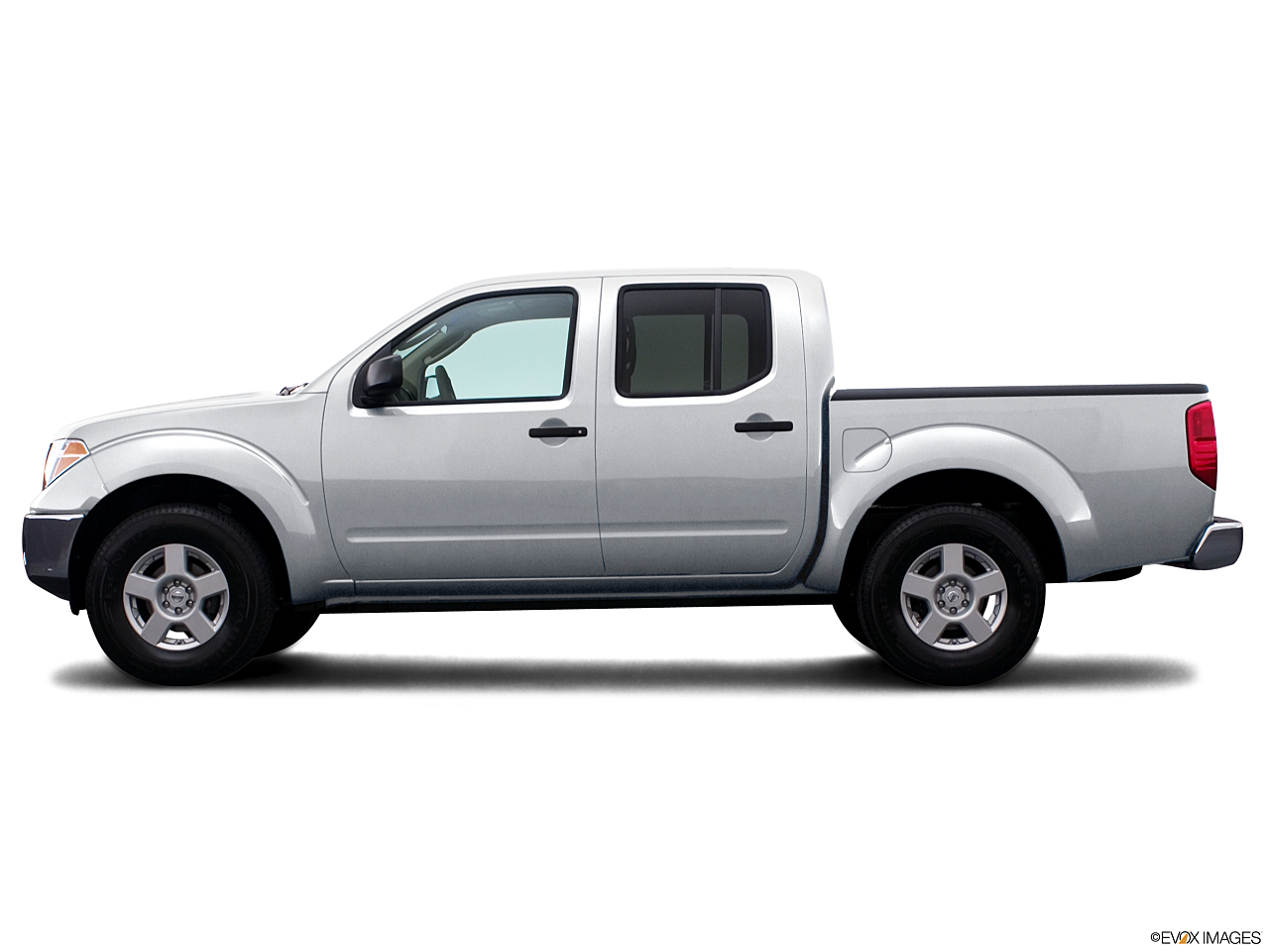 Image of 2005 Nissan Frontier 4dr Crew Cab SE 4WD SB