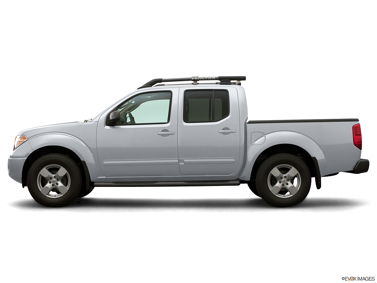 Image of 2005 Nissan Frontier 4dr Crew Cab LE 4WD SB