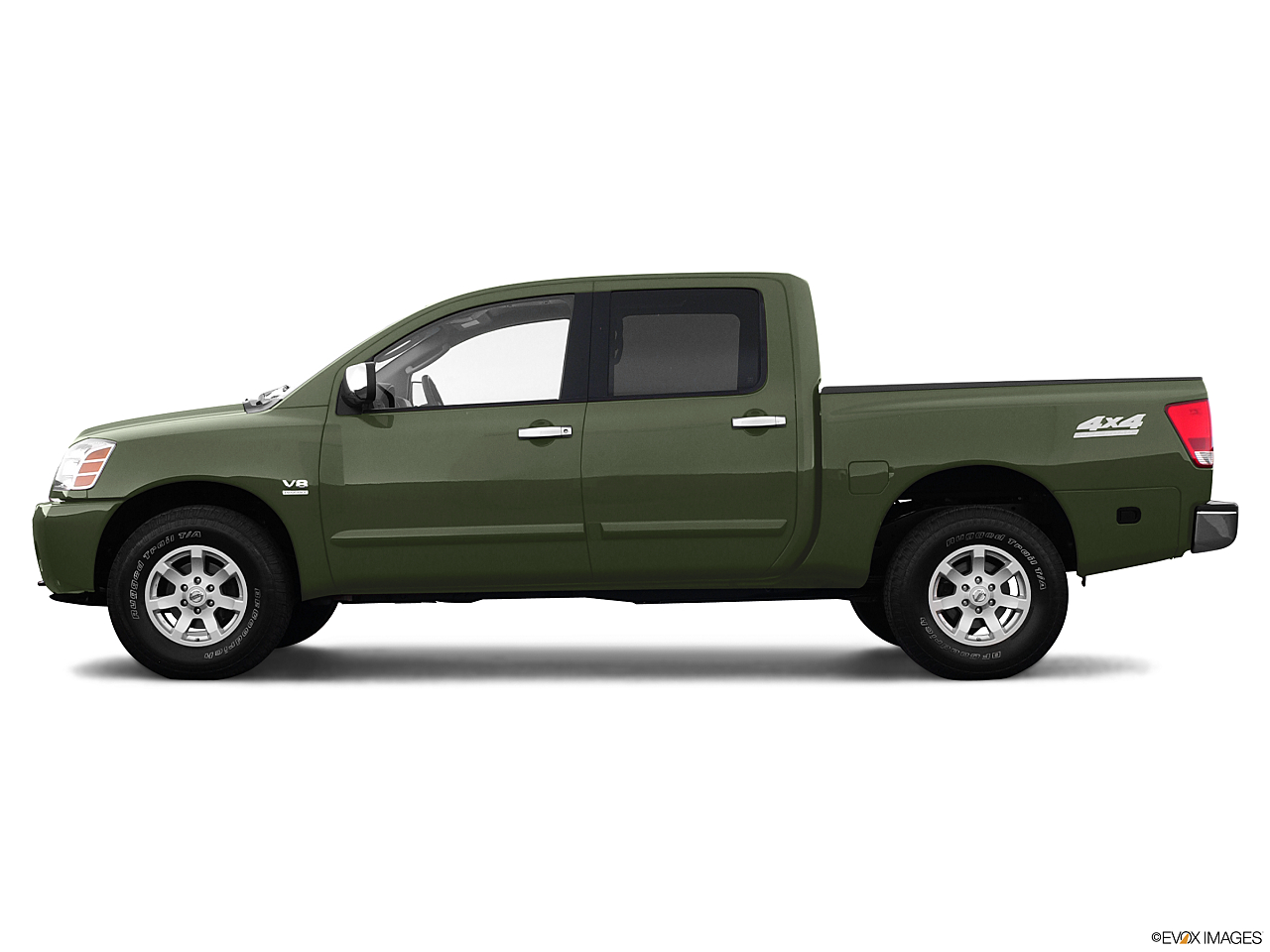 Image of 2005 Nissan Titan 4dr King Cab SE 4WD SB