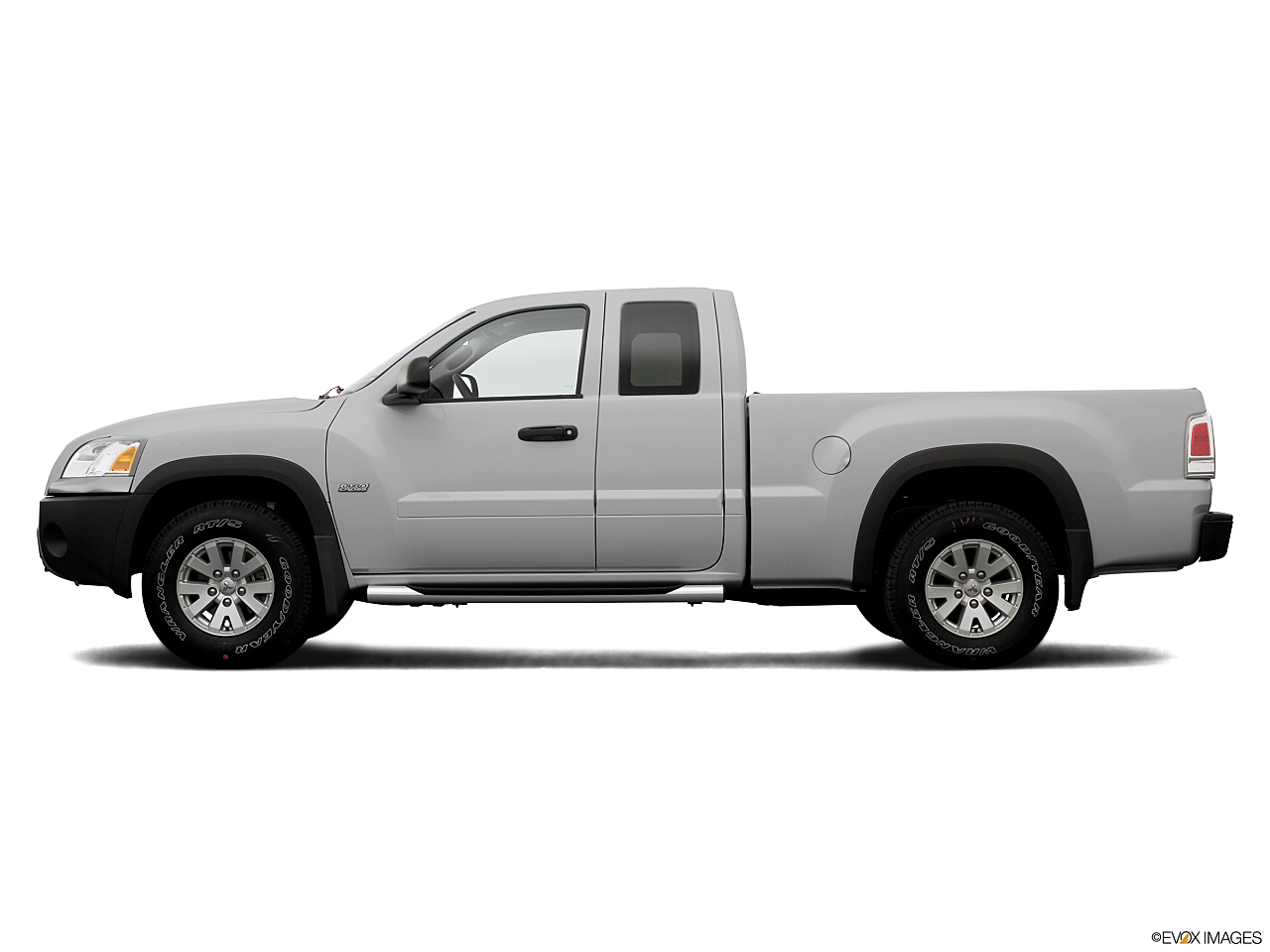 Image of 2006 Mitsubishi Raider LS 4dr Double Cab 4WD SB