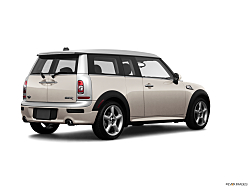 Thumbnail image of 2008 MINI Cooper Clubman at Clean Auto Sales, LLC.