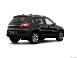 Thumbnail image of 2009 Volkswagen Tiguan at Maxon Hyundai Inc.
