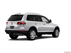 Thumbnail image of 2010 Volkswagen Touareg at Broadway Motors