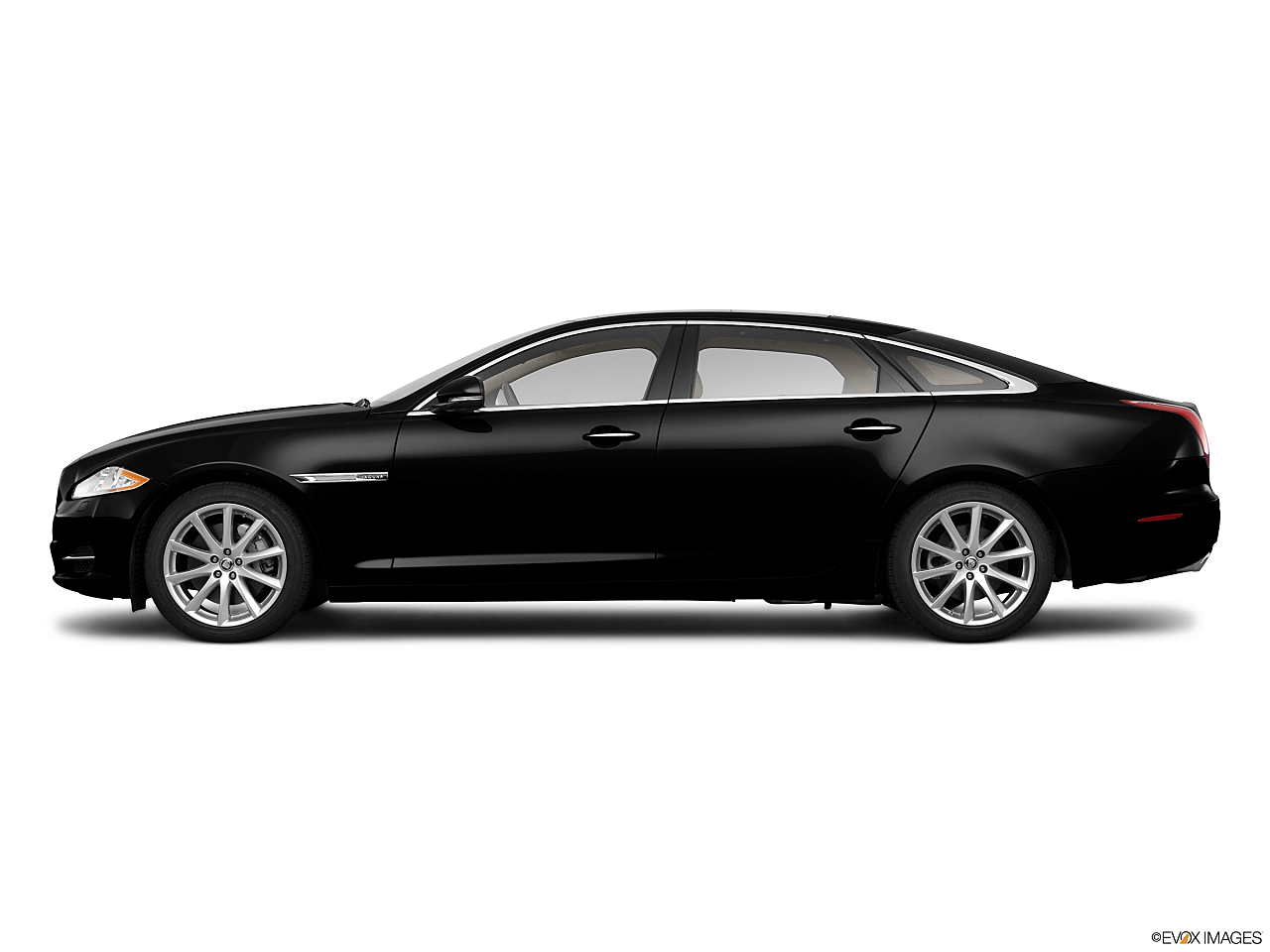 Image of 2011 Jaguar XJL Supercharged