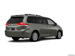 Thumbnail image of 2012 Toyota Sienna at BOLT MOTORS INC.