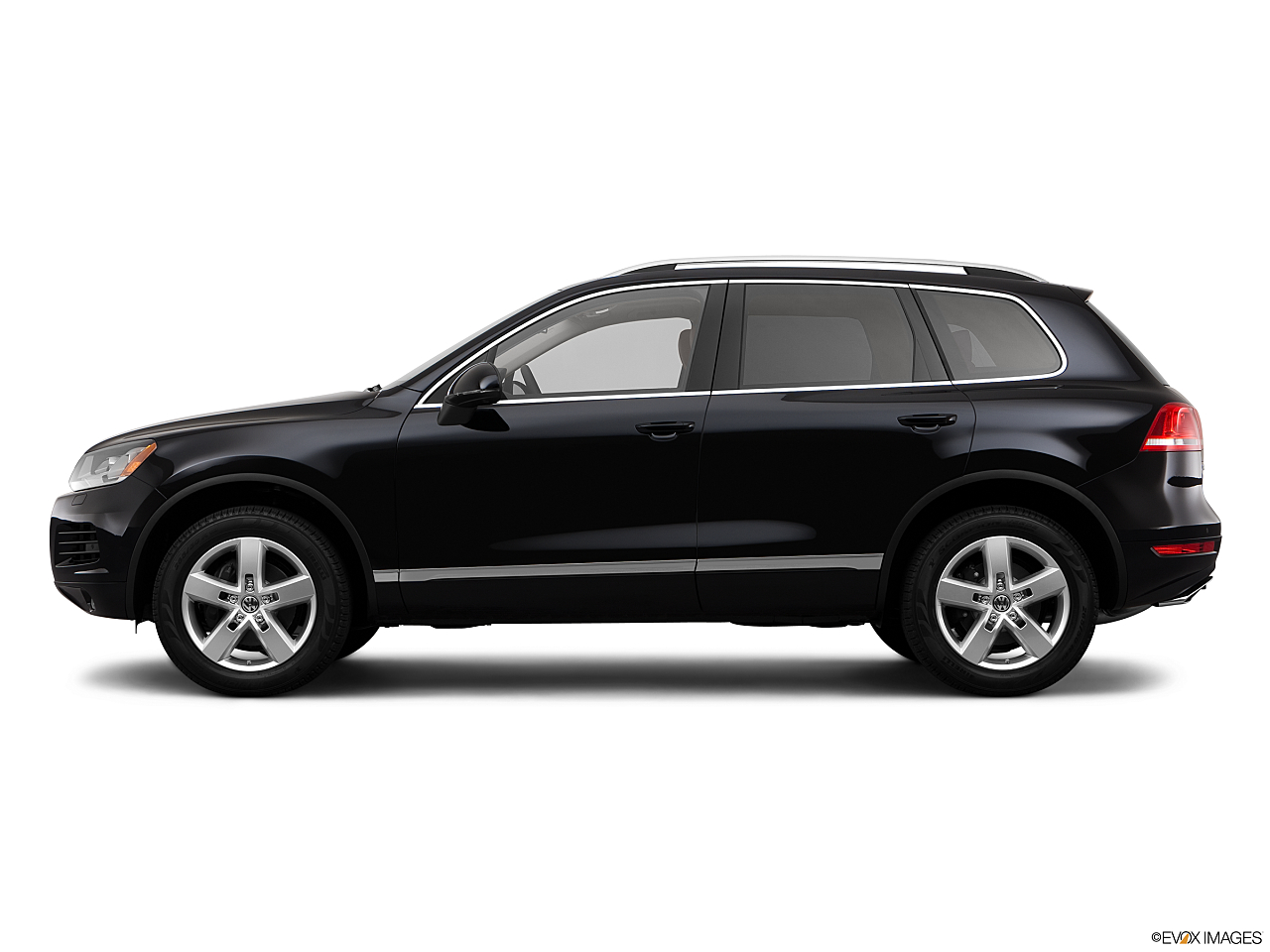 Image of 2012 Volkswagen Touareg TDI Executive
