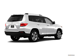 Thumbnail image of 2013 Toyota Highlander at Action Nissan