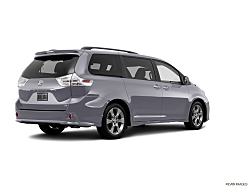 Thumbnail image of 2014 Toyota Sienna at Broadway Motors