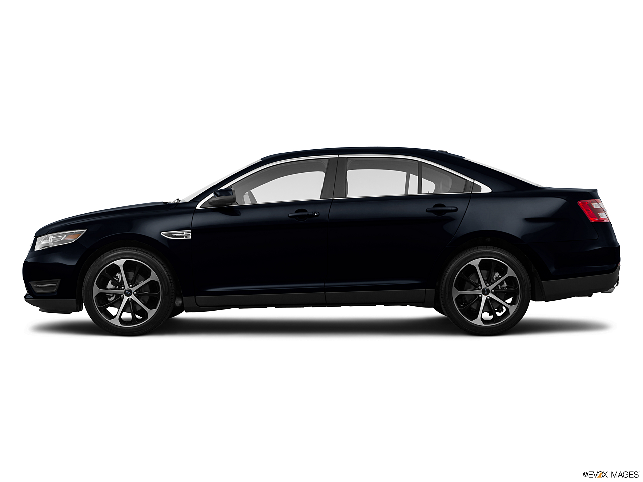 Image of 2015 Ford Taurus SE