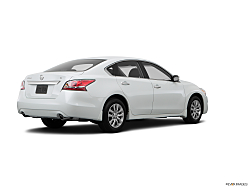 Thumbnail image of 2015 Nissan Altima at Broadway Motors