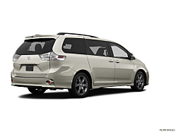 Thumbnail image of 2015 Toyota Sienna at Lakeway Auto