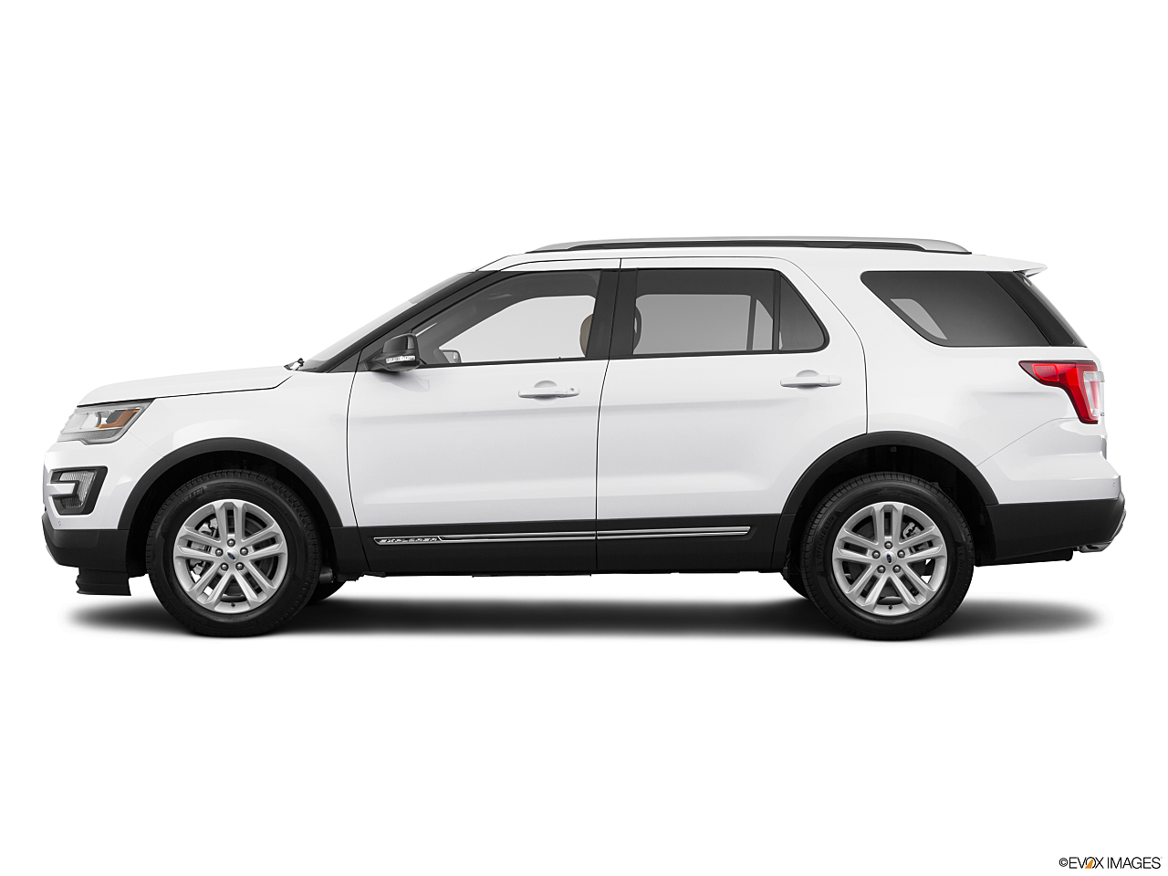 Image of 2016 Ford Explorer XLT