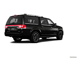 Thumbnail image of 2016 Lincoln Navigator L at CLEVELAND AUTO WHOLESALE