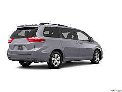 Thumbnail image of 2016 Toyota Sienna at Broadway Motors
