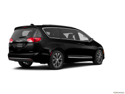 Thumbnail image of 2017 Chrysler Pacifica at Hallmark Hyundai Hendersonville