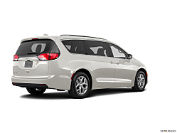 Thumbnail image of 2017 Chrysler Pacifica at PROTEC MOTORS