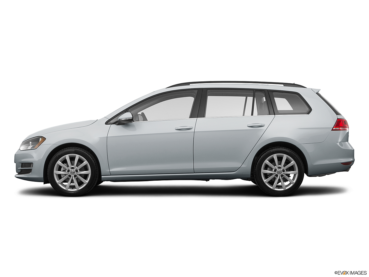 Image of 2017 Volkswagen Golf SportWagen TSI SE