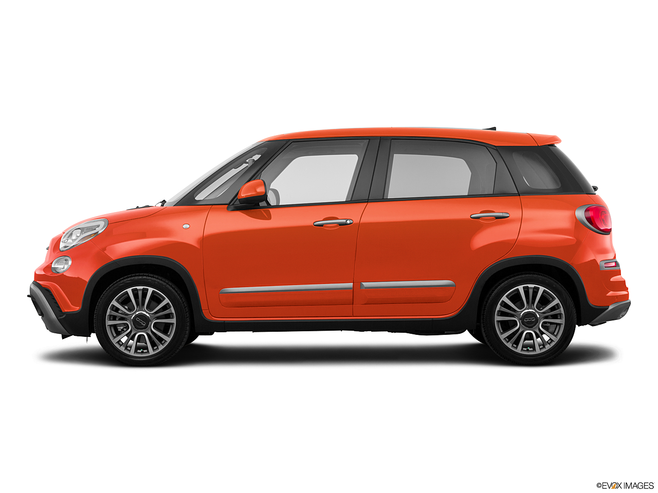 Image of 2018 FIAT 500L Trekking 4dr Hatchback