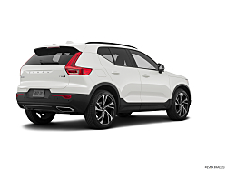 Thumbnail image of 2020 Volvo XC40 at Brown Daub Volvo Cars Lehigh Valley