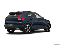 Thumbnail image of 2021 Volvo XC40 at Brown Daub Volvo Cars Lehigh Valley