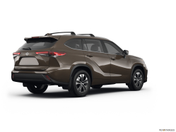 Thumbnail image of 2022 Toyota Highlander at Maxon Hyundai Inc.