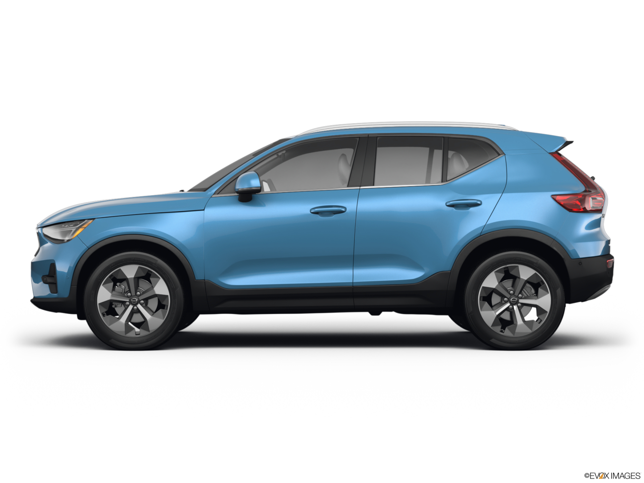 Image of 2023 Volvo XC40 B5 Plus Dark Theme