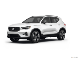 Thumbnail image of 2023 Volvo XC40 at Empire Volvo Cars of Smithtown