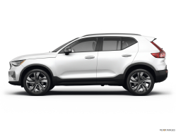 Thumbnail image of 2023 Volvo XC40 at Empire Volvo Cars of Smithtown