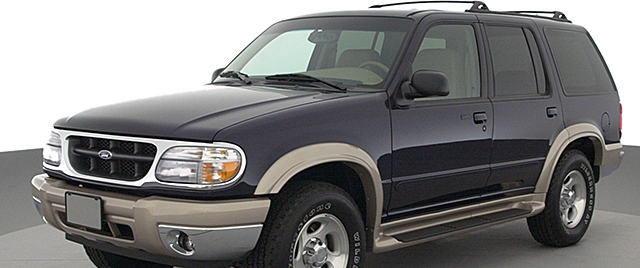 2000 Ford Explorer XLT at Rock Hill Public Auction