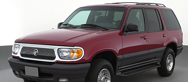 2000 Mercury Mountaineer Base at Rock Hill Public Auction