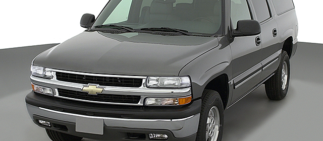 2001 Chevrolet Suburban 1500 at Rock Hill Public Auction