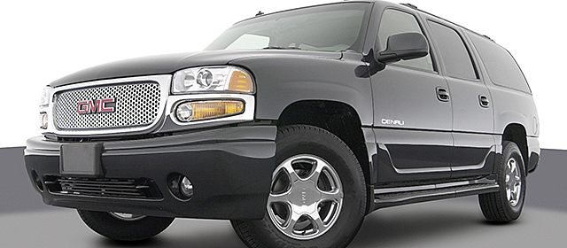 2003 GMC Yukon XL Denali at Lockhart Auto Sales