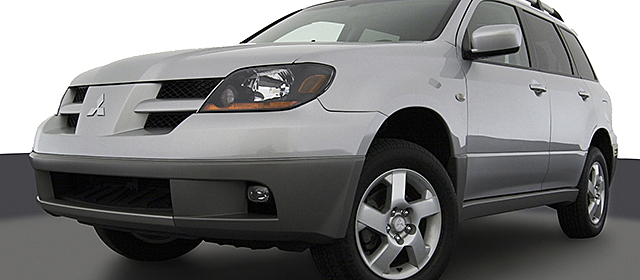 2003 Mitsubishi Outlander LS at Rock Hill Public Auction