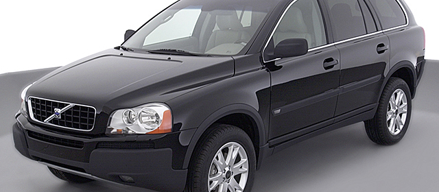 2003 Volvo XC90 T6 at C&R Automotive
