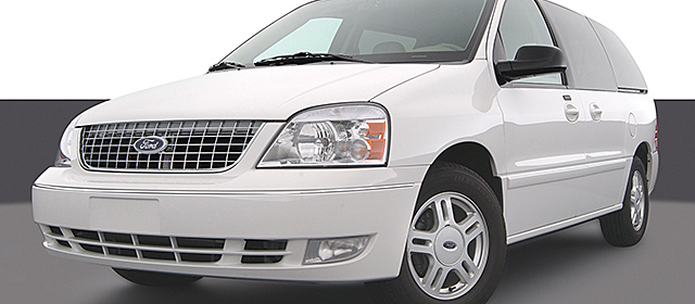 2004 Ford Freestar SEL at Rock Hill Public Auction