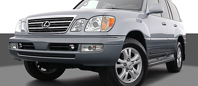 2004 Lexus LX 470 Base at Boulevard Pre Owned