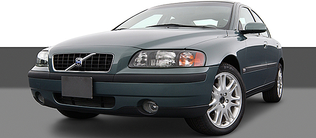 2004 Volvo S60 2.5T at Rock Hill Public Auction