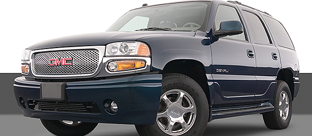 2005 GMC Yukon Denali at Port City Motors